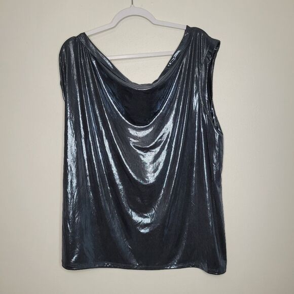 Torrid lot: 1 tank, 1 shirt, 1 dress, plus size, size 2x party casual - Picture 5 of 9